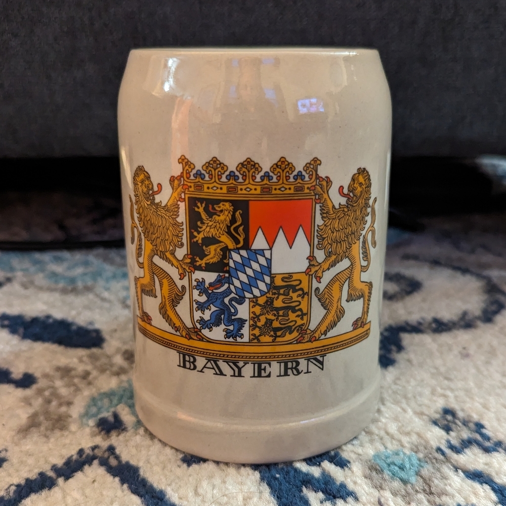 Vintage Bayern W. German Beer Stein, .5 L